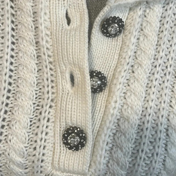 NWOT Wool Blend Sweater Crystal Buttons Collar, Size M - Picture 6 of 10